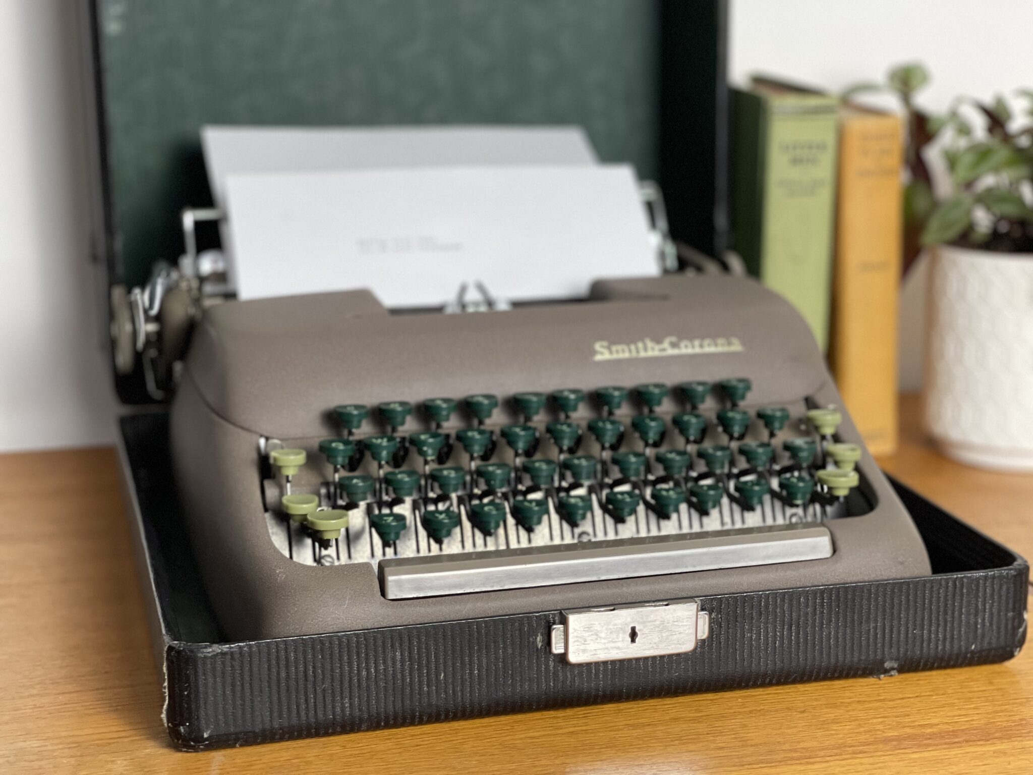How to Decorate With Antique Typewriters Original Farmhouse
